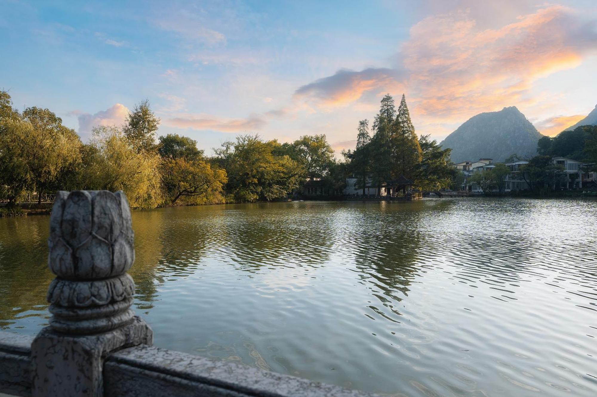 Guilin Village Creek Inn-Free Private Car Pick Up Station Stay 3 Nights Exterior foto